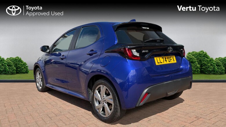 Toyota Yaris 1.5 Hybrid Icon 5dr CVT Hybrid Hatchback